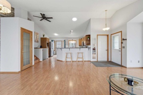 109 Downey Place, Okotoks, AB - Indoor Photo Showing Kitchen
