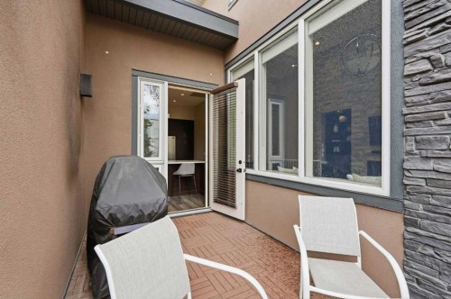 1684 37 Avenue Sw, Calgary, AB - Outdoor With Balcony With Exterior