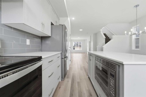 21 Corner Glen Row Ne, Calgary, AB 