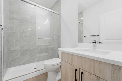 21 Corner Glen Row Ne, Calgary, AB 