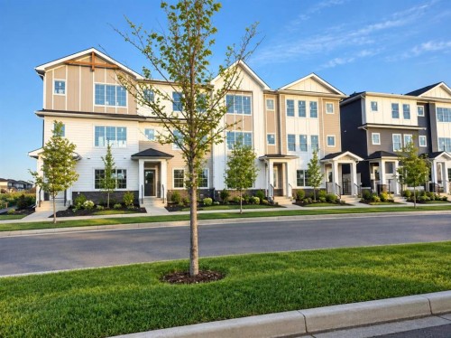 2237 Waterbury Road  Chestermere, AB T1X 3L8