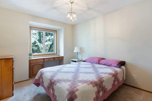 26 Sunhaven Link Se, Calgary, AB - Indoor Photo Showing Bedroom
