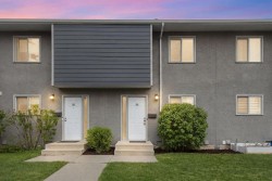 36-219 90 Avenue SE Calgary, AB T2J 0A3