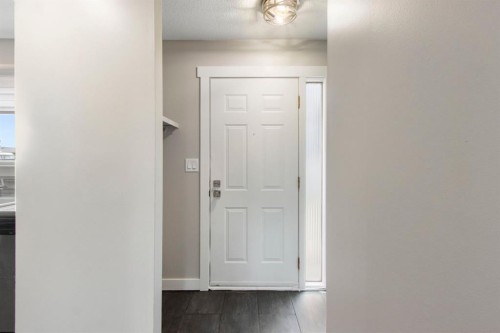 36-219 90 Avenue Se, Calgary, AB - Indoor Photo Showing Other Room