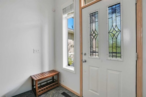6 Discovery Woods Villas Sw, Calgary, AB - Indoor Photo Showing Other Room