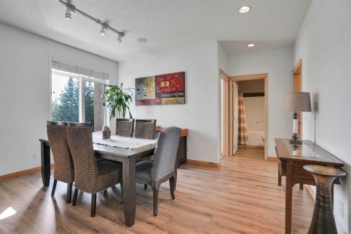 6 Discovery Woods Villas Sw, Calgary, AB - Indoor Photo Showing Dining Room