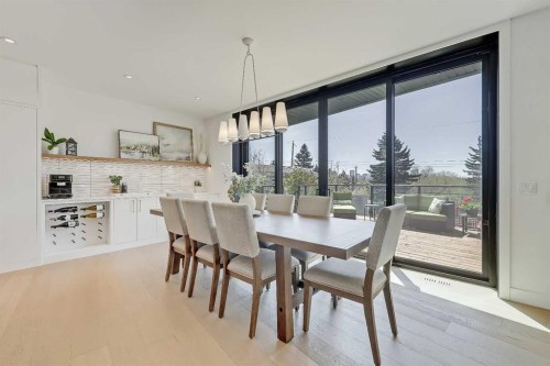 159 Rosery Drive Nw, Calgary, AB - Indoor Photo Showing Dining Room