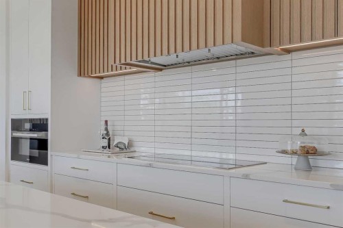 159 Rosery Drive Nw, Calgary, AB - Indoor Photo Showing Kitchen