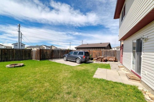 234 Martinvalley Mews Ne, Calgary, AB - Outdoor