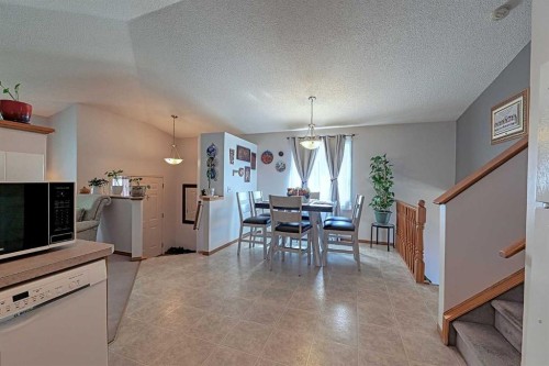 234 Martinvalley Mews Ne, Calgary, AB - Indoor