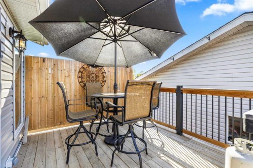 216 Castleridge Drive Ne, Calgary, AB 