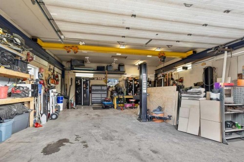 216 Castleridge Drive Ne, Calgary, AB 