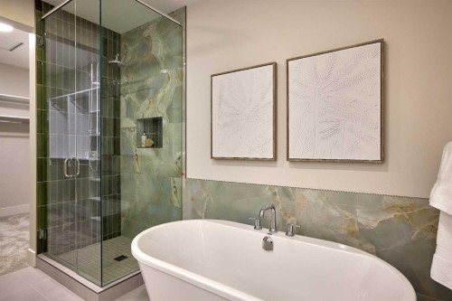  - Indoor Photo Showing Bathroom