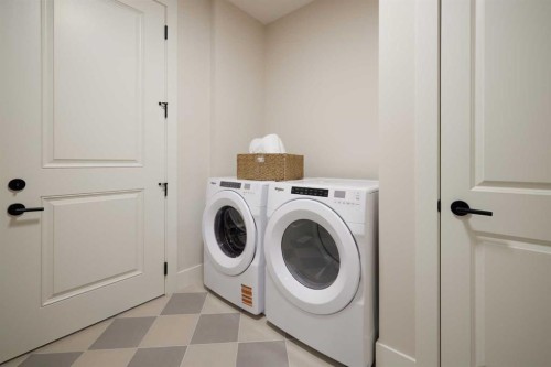  - Indoor Photo Showing Laundry Room