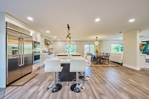 252 Edgebank Circle Nw, Calgary, AB - Indoor