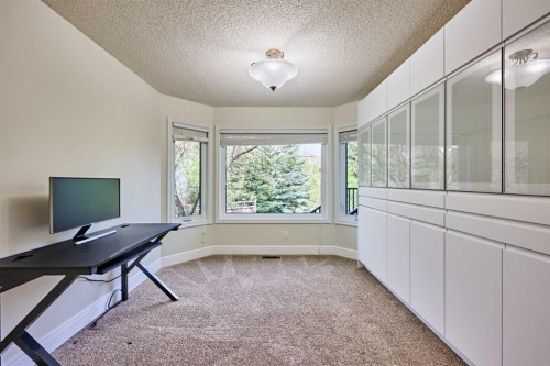 252 Edgebank Circle Nw, Calgary, AB - Indoor Photo Showing Office
