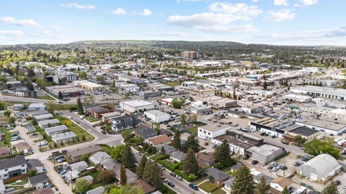 616 34 Avenue Ne, Calgary, AB - Outdoor With View