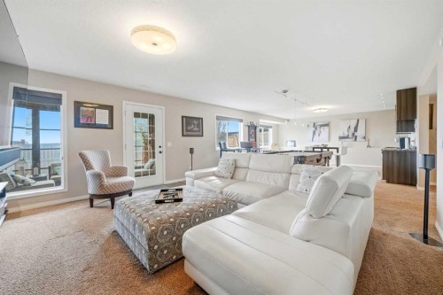 164 Hillcrest Boulevard, Strathmore, AB - Indoor Photo Showing Living Room