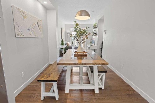 8 Sherwood Row Nw, Calgary, AB - Indoor