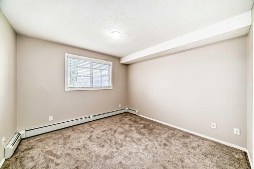 1220-10 Prestwick Bay Se, Calgary, AB - Indoor Photo Showing Other Room