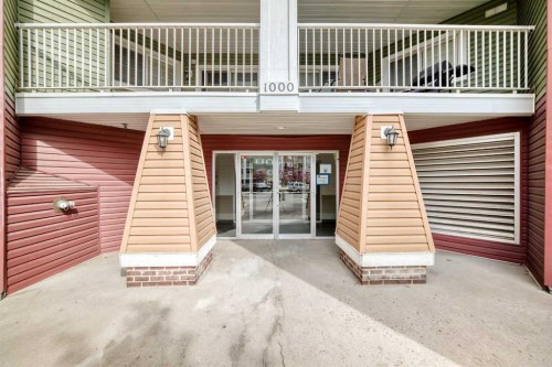 1220-10 Prestwick Bay Se, Calgary, AB - Outdoor With Balcony With Exterior