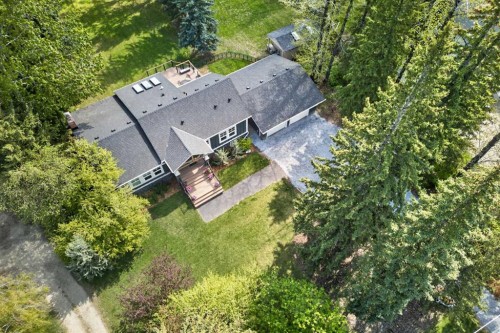 7136 Bow Crescent Nw, Calgary, AB - Outdoor With View
