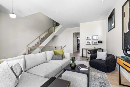 3B Willow Crescent Sw, Calgary, AB - Indoor Photo Showing Living Room