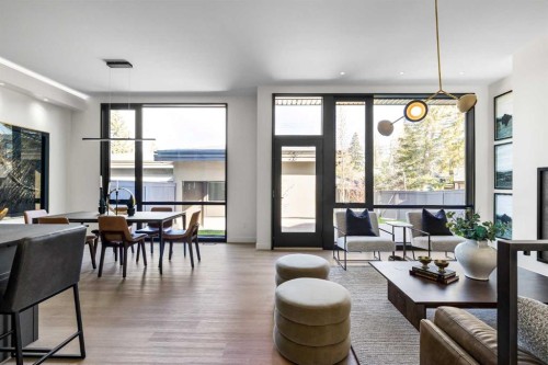 3B Willow Crescent Sw, Calgary, AB - Indoor
