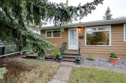 3112 42 Street SW Calgary, AB T3E 3M3