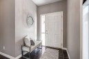33 Evansglen Drive Nw, Calgary, AB  - Indoor Photo Showing Other Room 