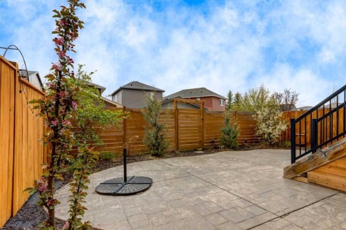 33 Evansglen Drive Nw, Calgary, AB - Outdoor