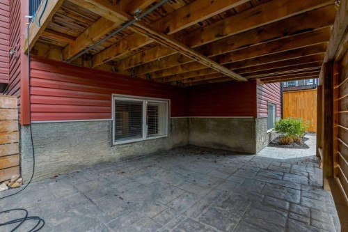 33 Evansglen Drive Nw, Calgary, AB -  Photo Showing Other Room