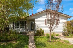 326 9 Street Beiseker, AB T0M 0G0