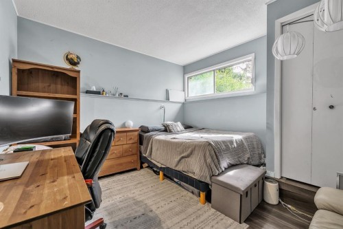 3156 Blakiston Drive Nw, Calgary, AB - Indoor
