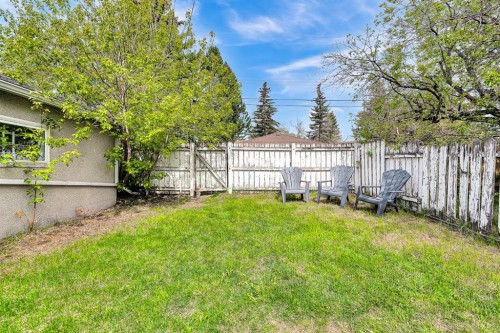 3156 Blakiston Drive Nw, Calgary, AB - Outdoor