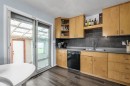 3156 Blakiston Drive Nw, Calgary, AB  - Indoor Photo Showing Kitchen With Double Sink 