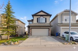 54 Glensummit Close Cochrane, AB T4C 2K1
