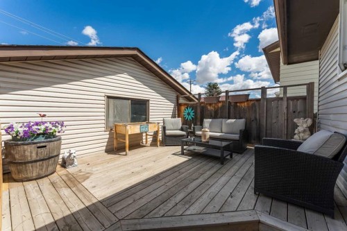 248 Templevale Road Ne, Calgary, AB - Outdoor With Deck Patio Veranda With Exterior