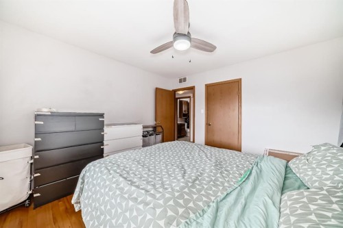 3919 Centre B Street Nw, Calgary, AB - Indoor Photo Showing Bedroom