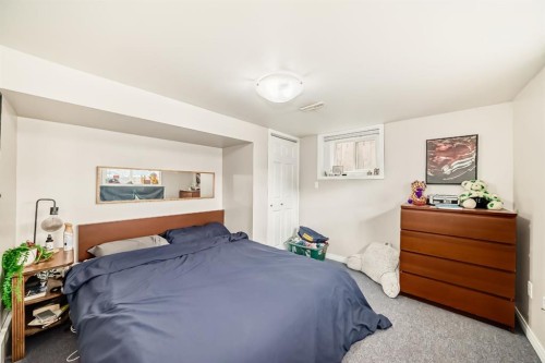 3919 Centre B Street Nw, Calgary, AB - Indoor Photo Showing Bedroom