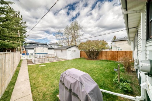 3919 Centre B Street Nw, Calgary, AB - Outdoor