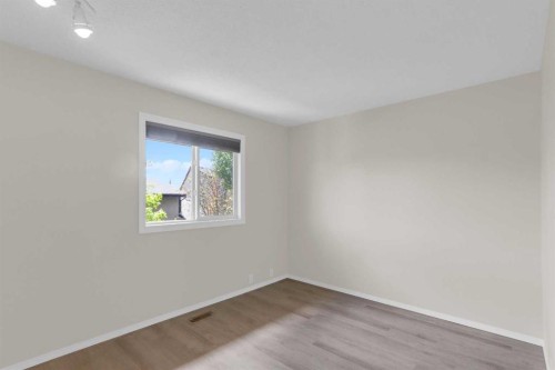 403 Cannington Close Sw, Calgary, AB - Indoor Photo Showing Other Room