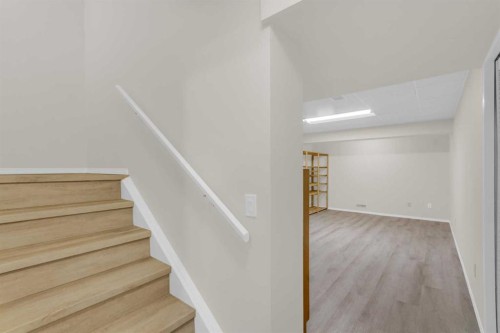 403 Cannington Close Sw, Calgary, AB - Indoor Photo Showing Other Room