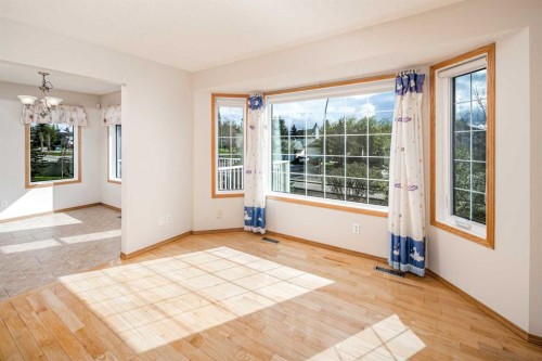 149 Sceptre Court Nw, Calgary, AB - Indoor