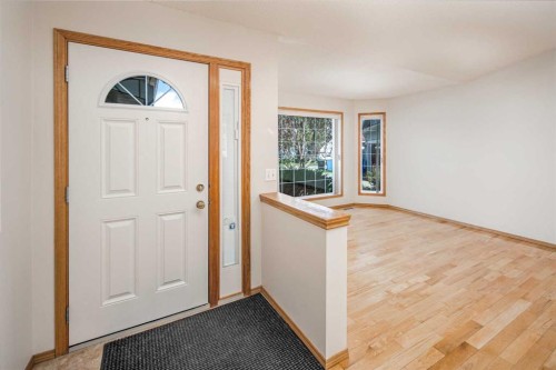 149 Sceptre Court Nw, Calgary, AB - Indoor Photo Showing Other Room