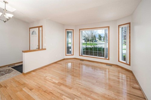 149 Sceptre Court Nw, Calgary, AB - Indoor Photo Showing Other Room