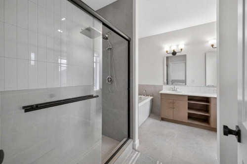 267 Bluerock Avenue Sw, Calgary, AB - Indoor Photo Showing Bathroom