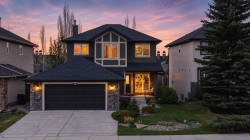 74 Evercreek Bluffs Road SW Calgary, AB T2Y 4P2