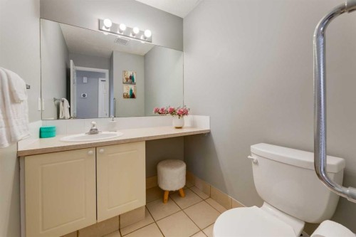 126 Harvest Gold Place Ne, Calgary, AB - Indoor Photo Showing Bathroom
