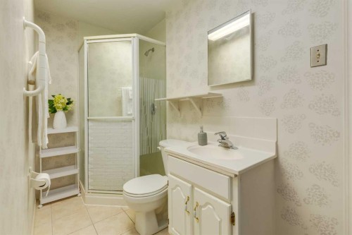 126 Harvest Gold Place Ne, Calgary, AB - Indoor Photo Showing Bathroom